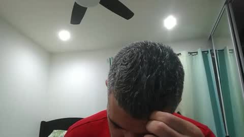 Snapshot of h0nest84 chatting on February 23, 7:00 am h0nest84 online show from February 23, 7:00 am