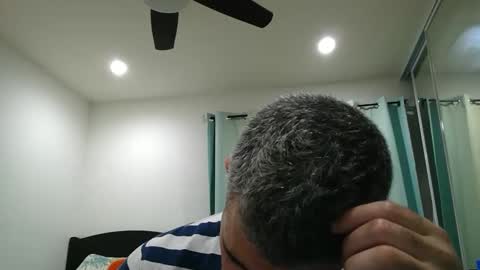 Snapshot of h0nest84 chatting on March 4, 6:15 am h0nest84 online show from March 4, 6:15 am