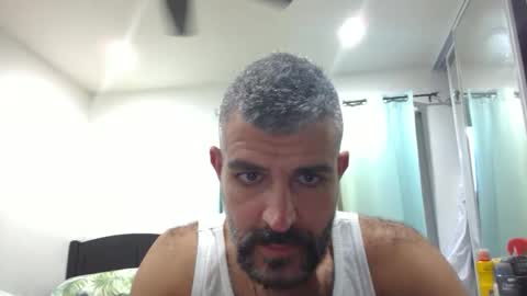 Snapshot of h0nest84 chatting on September 22, 12:45 am h0nest84 online show from September 22, 12:45 am