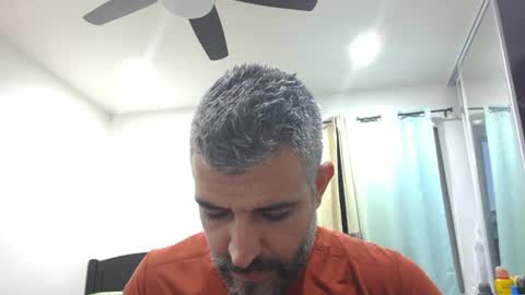 Snapshot of h0nest84 chatting on October 2, 1:45 am h0nest84 online show from October 2, 1:45 am