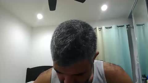 Snapshot of h0nest84 chatting on October 11, 4:33 am h0nest84 online show from October 11, 4:33 am