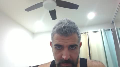 Snapshot of h0nest84 chatting on November 7, 5:18 am h0nest84 online show from November 7, 5:18 am