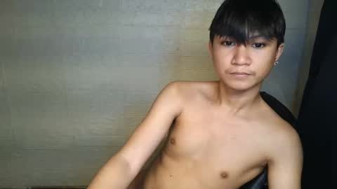 Snapshot of h0t_chan chatting on January 15, 3:05 pm h0t_chan online show from January 15, 3:05 pm