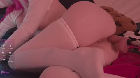 Snapshot of h2h0e chatting on March 12, 5:41 pm Lana online show from March 12, 5:41 pm