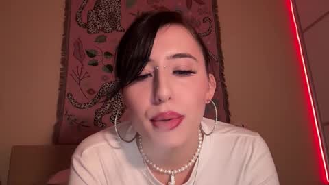 Helga online show from March 28, 5:12 pm