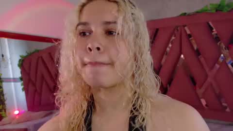 Haely online show from November 12, 11:43 am