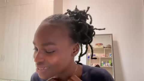 hailey_26 online show from January 18, 5:44 am