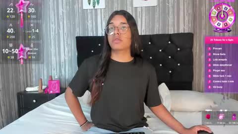 Snapshot of hailey_johnsonn chatting on September 14, 2:16 pm hailey_johnsonn online show from September 14, 2:16 pm