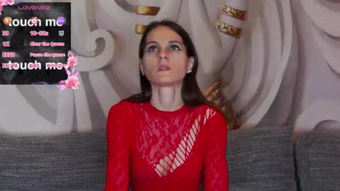 Snapshot of hailey_peach chatting on February 6, 6:00 pm HaileyPeach online show from February 6, 6:00 pm