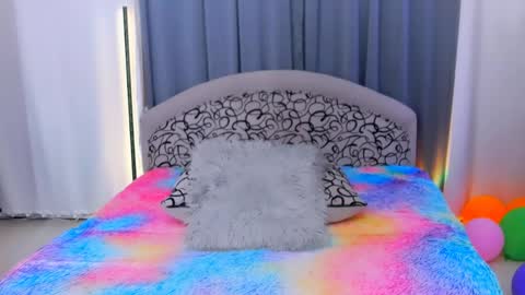 hailey_pirs online show from March 30, 7:42 am