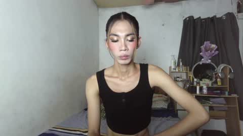 Snapshot of hailey_sweetcum77 chatting on July 1, 1:02 pm hailey_sweetcum77 online show from July 1, 1:02 pm