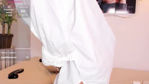 Hailey Thompson online show from October 7, 9:34 pm