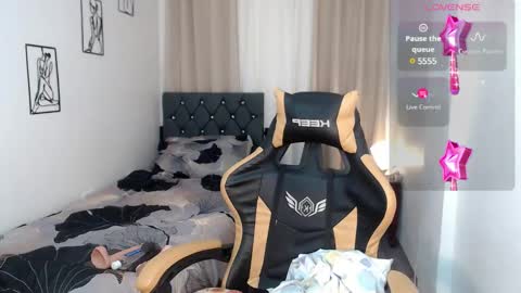 hailey online show from January 24, 4:37 am