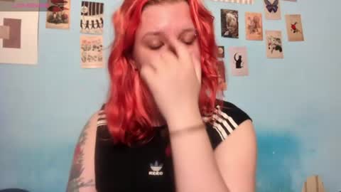 Snapshot of haileyfoxy chatting on June 29, 7:58 pm Hailey online show from June 29, 7:58 pm