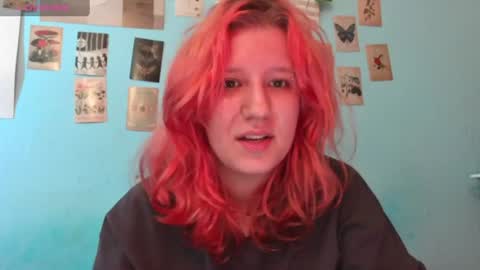Snapshot of haileyfoxy chatting on July 12, 1:13 pm Hailey online show from July 12, 1:13 pm