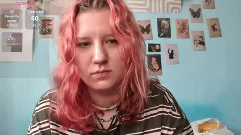 Snapshot of haileyfoxy chatting on July 18, 11:47 am Hailey online show from July 18, 11:47 am