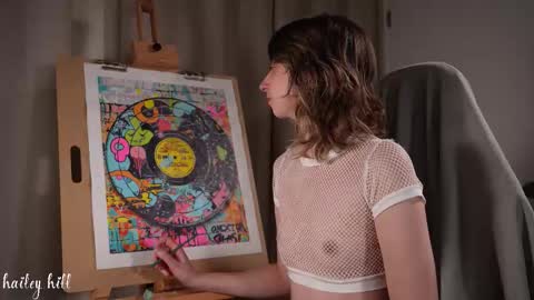 Snapshot of haileyhill chatting on February 8, 1:09 am HaileyHill online show from February 8, 1:09 am