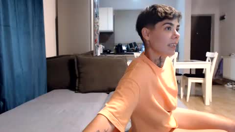 Snapshot of haileylucy chatting on July 1, 5:34 pm Lucy online show from July 1, 5:34 pm