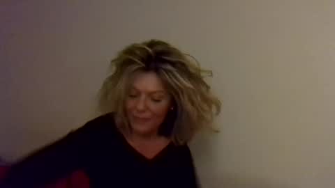 Snapshot of haileys123 chatting on January 23, 5:56 am Hailey online show from January 23, 5:56 am