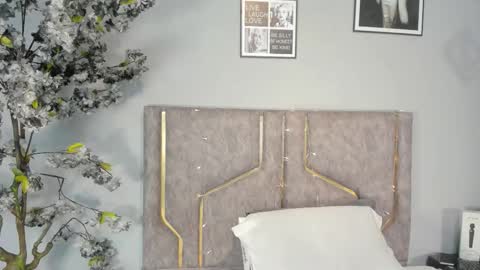 haileystonei online show from November 16, 11:27 am