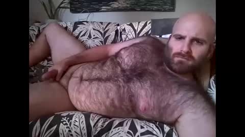 Snapshot of hairiestbear chatting on October 28, 2:53 pm Hairiest Bear online show from October 28, 2:53 pm