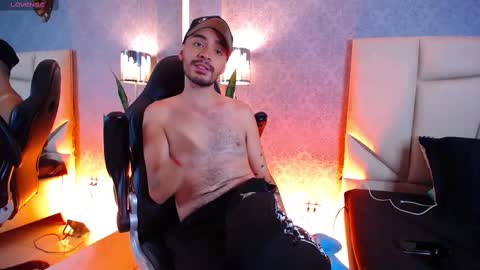 H A I R Y D I A M O N D online show from September 28, 12:49 am