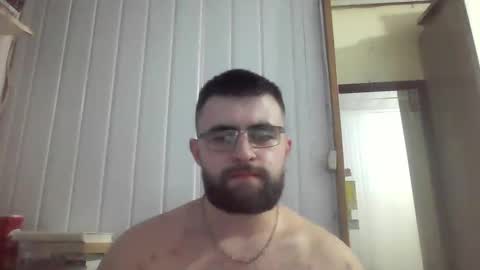 Snapshot of hairy_man_69_ chatting on January 2, 5:35 am horny online show from January 2, 5:35 am