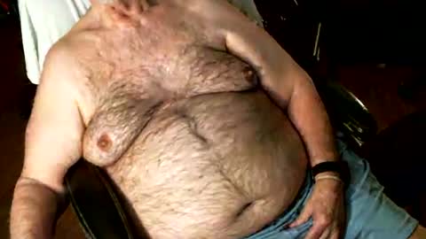 hairybear813 online show from June 16, 11:07 pm