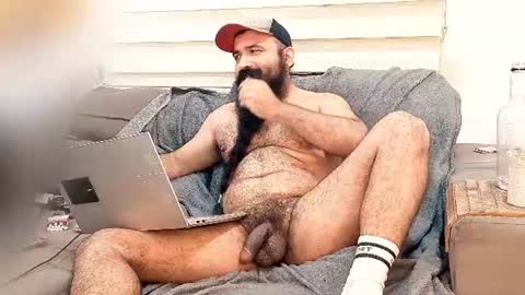 Hairy Beard Smoker online show from June 26, 1:15 pm