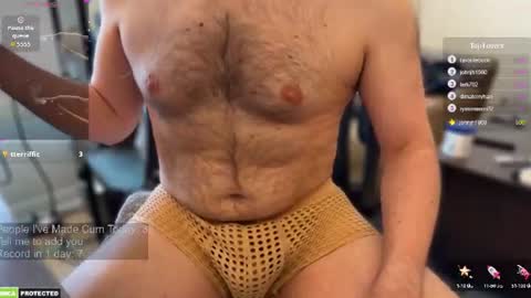 Snapshot of hairybelly818 chatting on July 2, 9:32 pm Hairy Belly online show from July 2, 9:32 pm