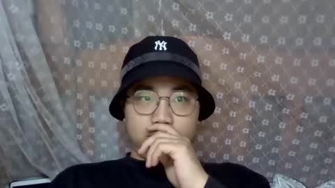 Snapshot of hairycol66 chatting on January 12, 4:10 am hairycol66 online show from January 12, 4:10 am