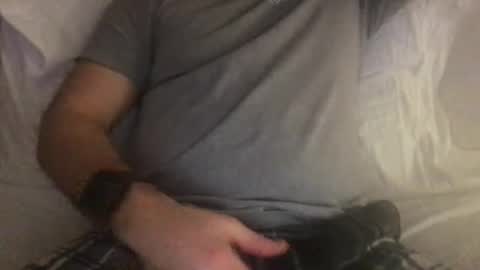 Snapshot of hairydaddy112288 chatting on February 7, 3:23 am hairydaddy112288 online show from February 7, 3:23 am