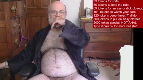 HairyDaddyBear69 online show from June 11, 2:04 pm