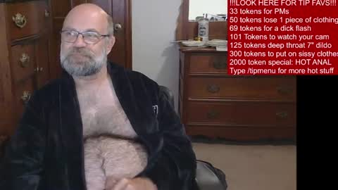 HairyDaddyBear69 online show from July 7, 11:36 am