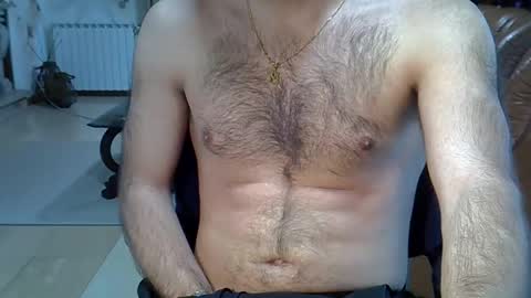 Snapshot of hairydaduncut chatting on February 19, 1:29 pm hairydaduncut online show from February 19, 1:29 pm