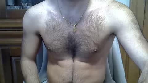 Snapshot of hairydaduncut chatting on February 25, 1:10 pm hairydaduncut online show from February 25, 1:10 pm