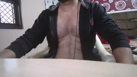 Snapshot of hairyguy1212 chatting on November 23, 8:14 am Hairyguy121 online show from November 23, 8:14 am