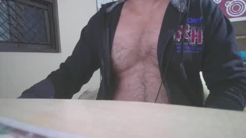 Snapshot of hairyguy1212 chatting on November 27, 6:10 pm Hairyguy121 online show from November 27, 6:10 pm