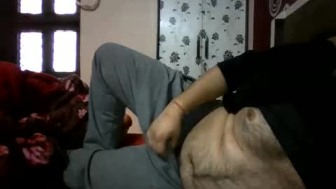 Snapshot of hairyguy1212 chatting on February 8, 8:40 am Hairyguy121 online show from February 8, 8:40 am