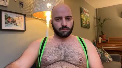 Snapshot of hairyleatherguy chatting on November 4, 1:43 pm Hairy Guy online show from November 4, 1:43 pm