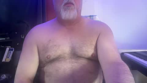 hairynudist1967 online show from April 8, 4:07 pm