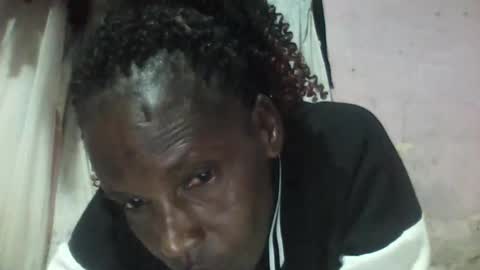 Snapshot of hairypusy17 chatting on March 11, 1:26 am hairypusy17 online show from March 11, 1:26 am