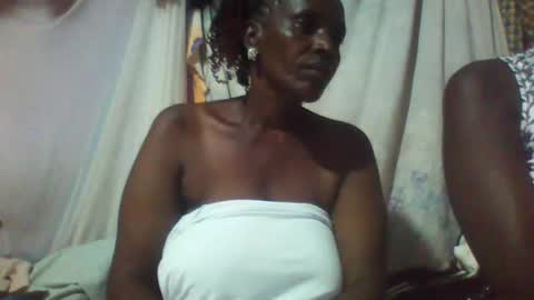 Snapshot of hairypusy17 chatting on March 12, 7:38 pm hairypusy17 online show from March 12, 7:38 pm