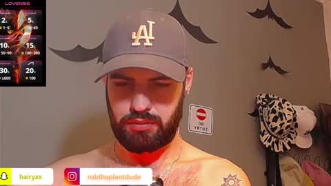 Snapshot of hairyrobxxx chatting on February 5, 6:12 pm HairyRobXxX online show from February 5, 6:12 pm