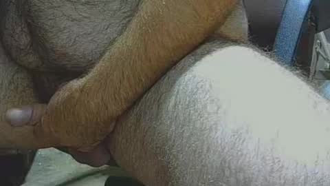 Snapshot of hairysmallfat chatting on June 19, 1:21 am hairysmallfat online show from June 19, 1:21 am