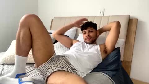 Independent       model  online show from March 10, 7:29 pm