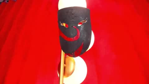 Haku Please help me with your thumbs up its important  online show from January 29, 7:11 pm