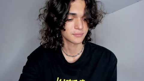 Snapshot of halan_jr chatting on December 30, 6:09 am halan online show from December 30, 6:09 am