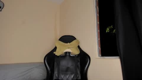 Snapshot of halan_jr chatting on November 2, 7:55 am halan online show from November 2, 7:55 am