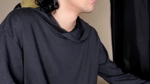 Snapshot of halan_jr chatting on November 6, 1:45 pm halan online show from November 6, 1:45 pm